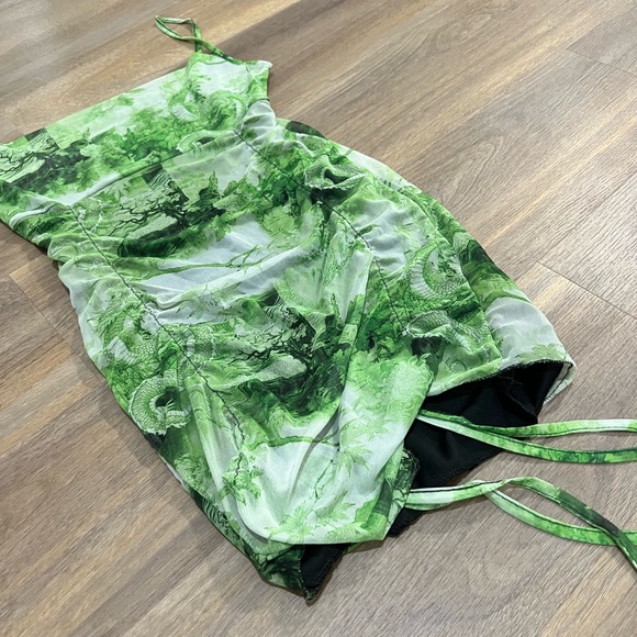 Pretty Little Thing Dress- TAGS - Picture 4 of 5